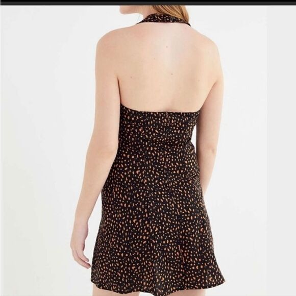 Urban Outfitters Linen Tie-Front Halter Dress size XS NWT - Picture 2 of 8